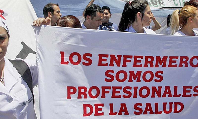 Enfermeros anuncian medidas de fuerza para el jueves por despidos en la ciudad de Buenos Aires