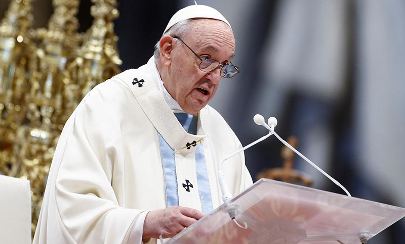 El Papa pidió condenar la guerra y llamó a que «cesen los ataques armados»