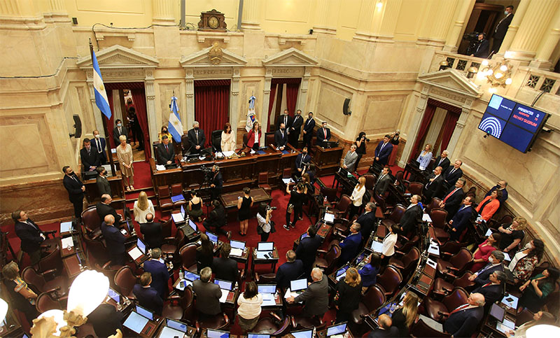 A 72 horas de caer en default, el Senado convirtió en ley el acuerdo con el FMI