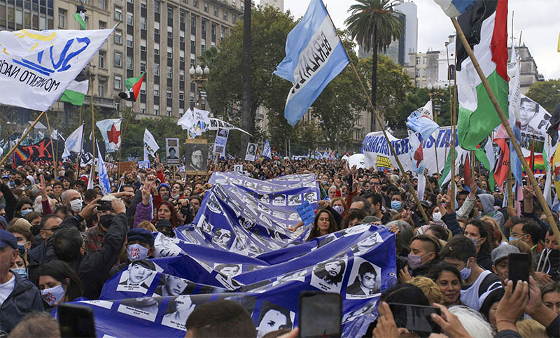 Nunca más: masivas columnas en el retorno del 24 de marzo a la Plaza de Mayo