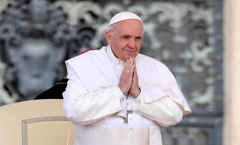 El Papa se comunicó con Zelenski para decirle que reza para poner fin a la guerra
