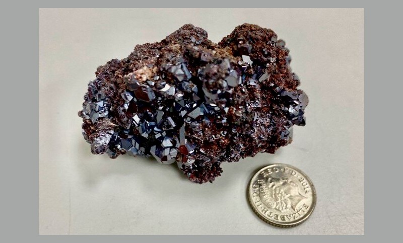 Piedras de Namibia, polaritones y las nuevas computadoras cuánticas
