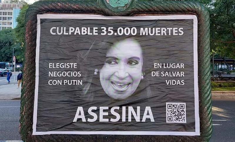 Allanaron una vivienda en el marco de la investigación por los afiches de contra Cristina Kirchner