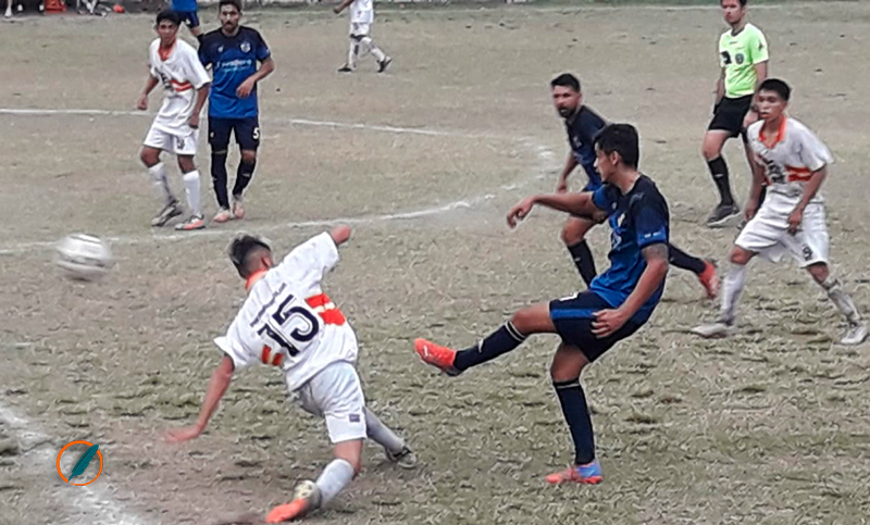 Bancario venció a Renato y trepa en la tabla de la Pinasco