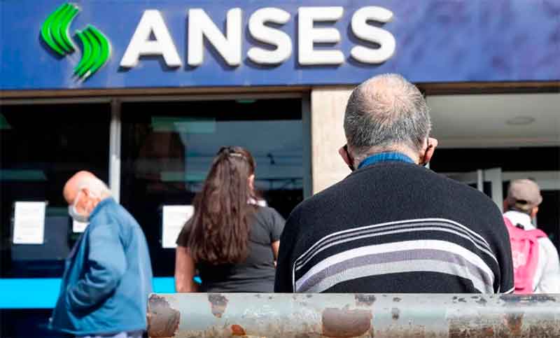 El Gobierno oficializa bono extraordinario de $ 12.000 para jubilados y pensionados