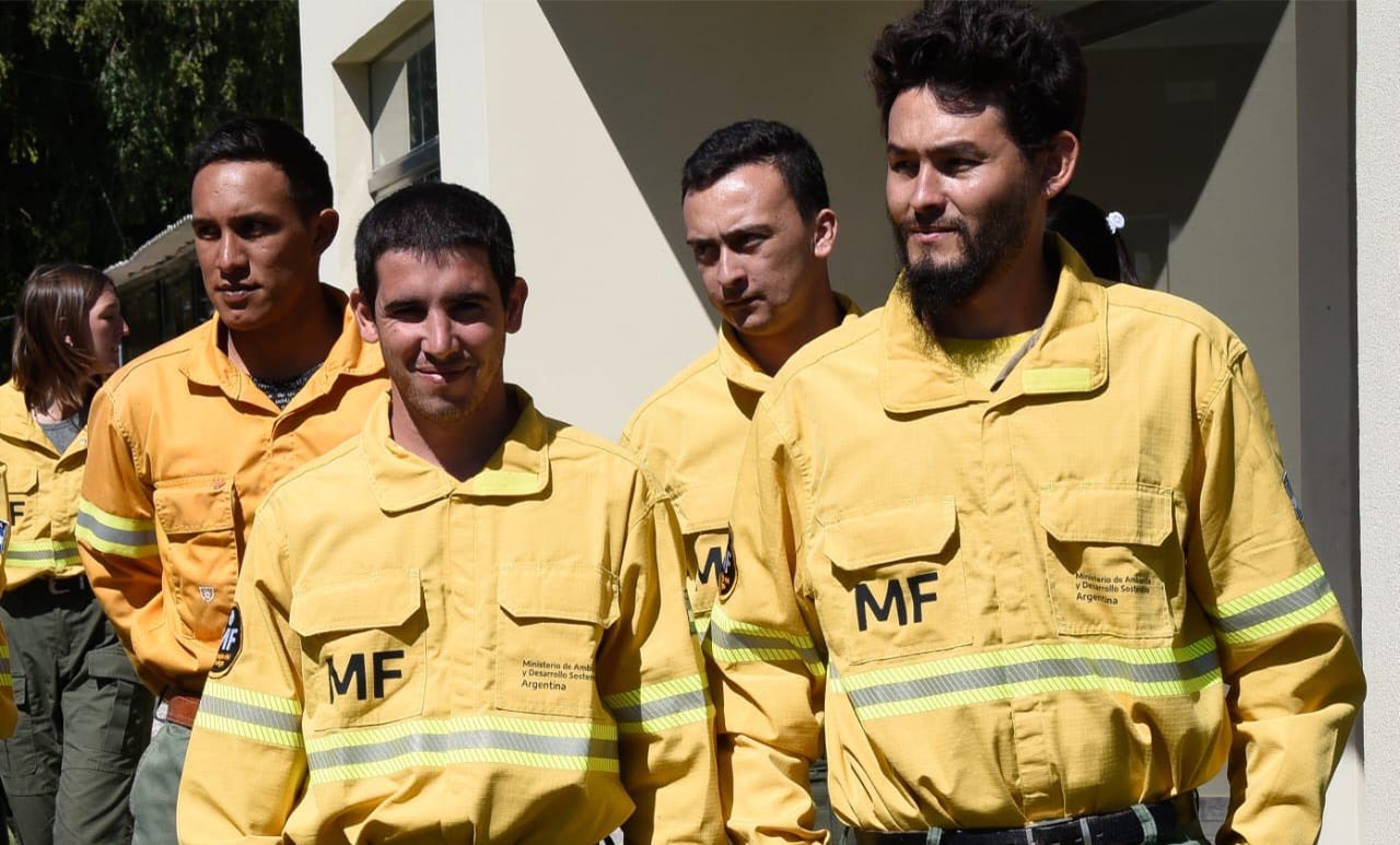 Incorporan 20 brigadistas para combatir incendios forestales en Santa Fe