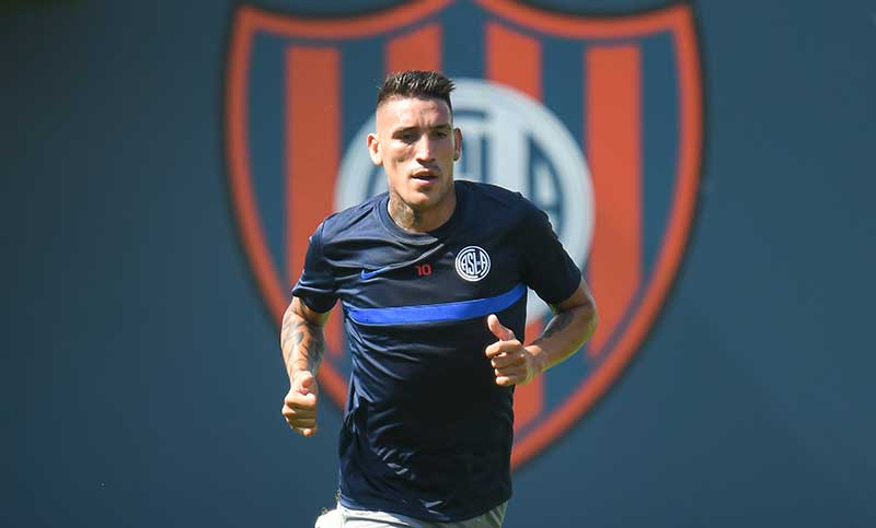 San Lorenzo evalúa rescindirle el contrato a Ricky Centurión