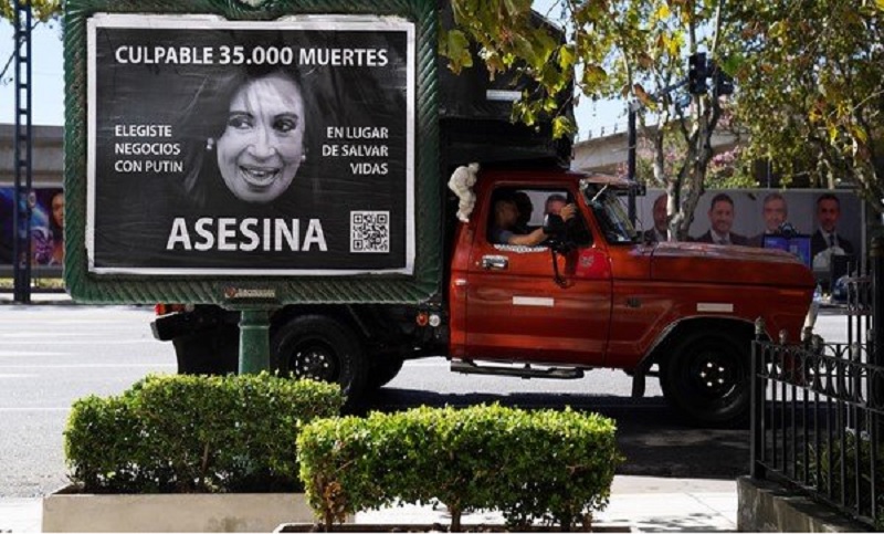 Identificaron a los responsables de los afiches contra Cristina Kirchner