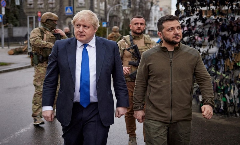 Rusia le prohibió la entrada a Boris Johnson con motivo de su visita a Ucrania