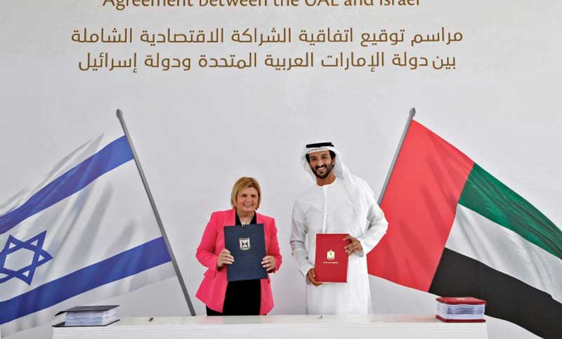Israel firma con Emiratos Árabes Unidos su primer acuerdo comercial con un país árabe