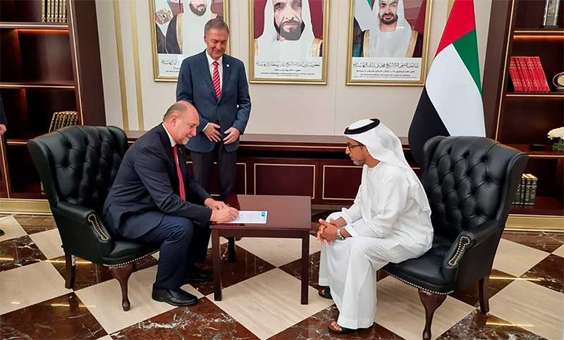 Perotti presentó el proyecto del Acueducto Biprovincial Santa Fe – Córdoba al Fondo de Abu Dhabi