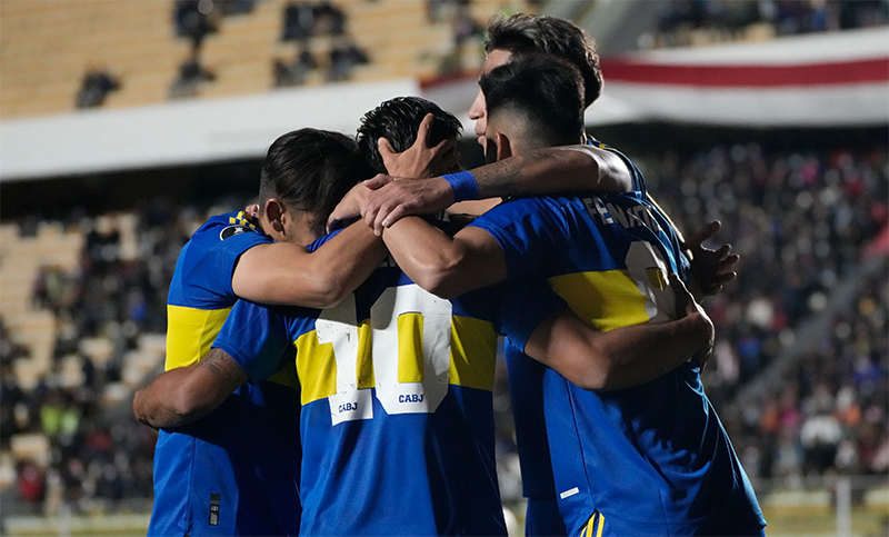 Boca, Racing y Unión se jugarán esta noche su clasificación en las copas