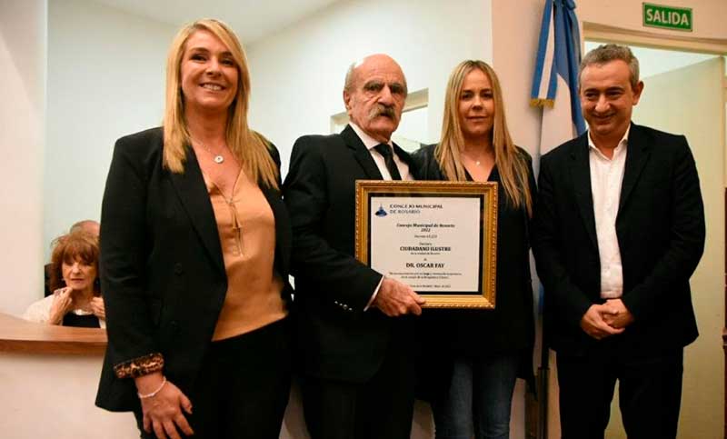 El Concejo distinguió al doctor Oscar Fay