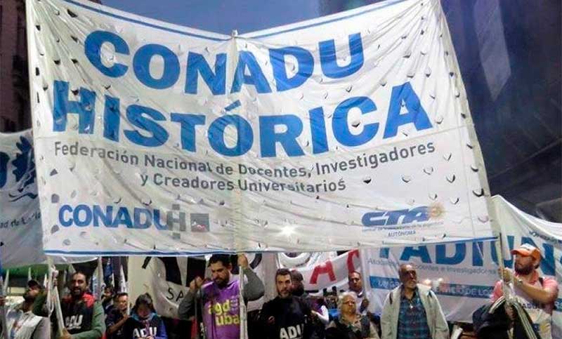 Sin oferta del gobierno se realizó la primera reunión salarial docente universitaria y preuniversitaria
