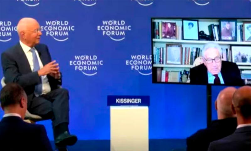 Kissinger desde Davos le pidió a la élite global negociar con Rusia para evitar “una catástrofe para la humanidad”