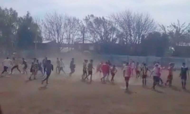 En un partido de inferiores hubo graves incidentes y dos pibes fueron hospitalizados