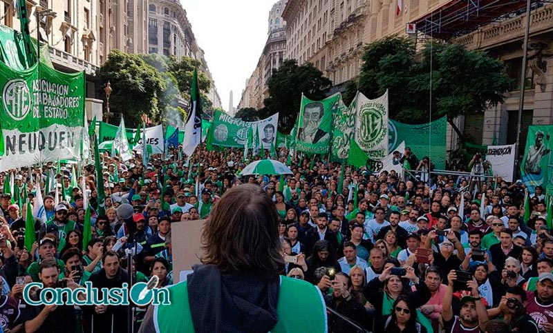 Los trabajadores estatales tendrán un aumento salarial del 60%