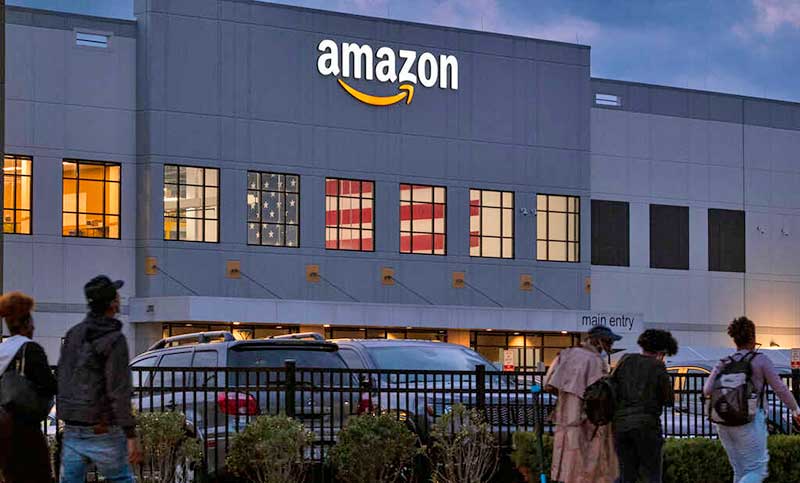 Amazon despide y hace acusaciones falsas a empleados que buscan sindicalizarse