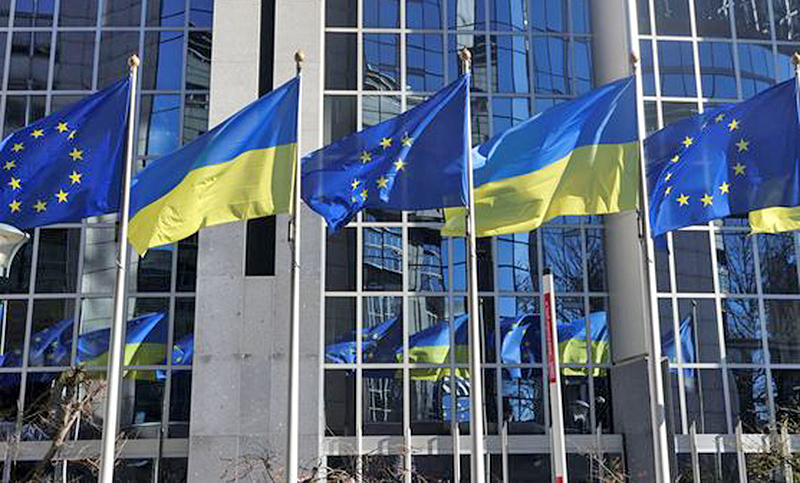 Hay «consenso total» de los países de la Unión Europea sobre la candidatura de Ucrania, dice Francia