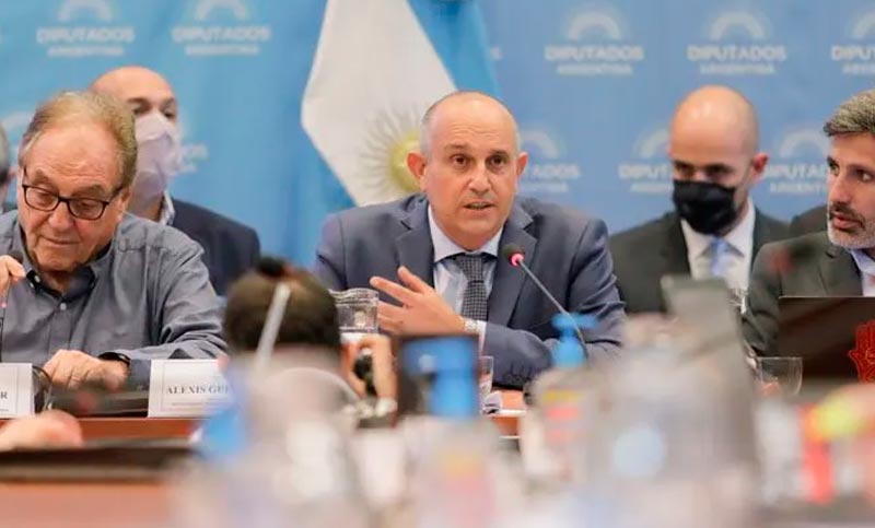 Subsidios al transporte: el ministro Alexis Guerrera va a la Cámara de Diputados