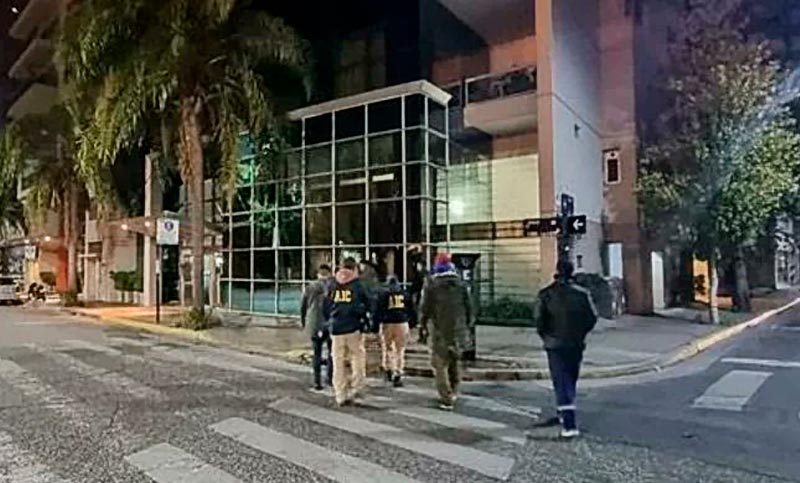 Allanaron y detuvieron a directivos de la empresa bursátil Guardati Torti