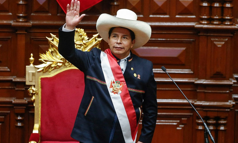 El presidente de Perú declarará ante el Congreso, investigado por corrupción
