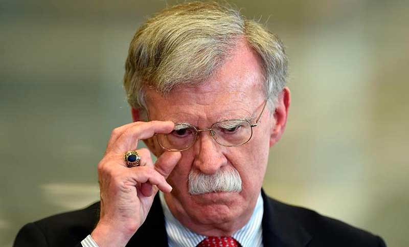 El diplomático estadounidense John Bolton dijo que ayudó a planificar golpes de Estado en el extranjero