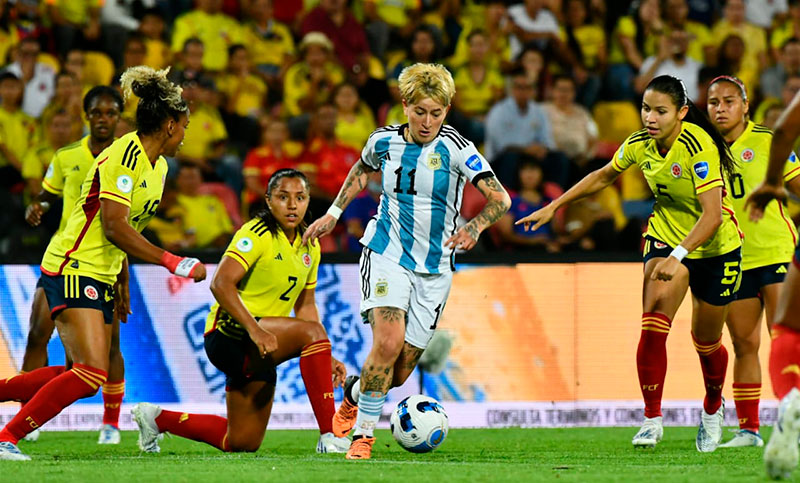 La selección argentina buscará la clasificación al Mundial de fútbol femenino