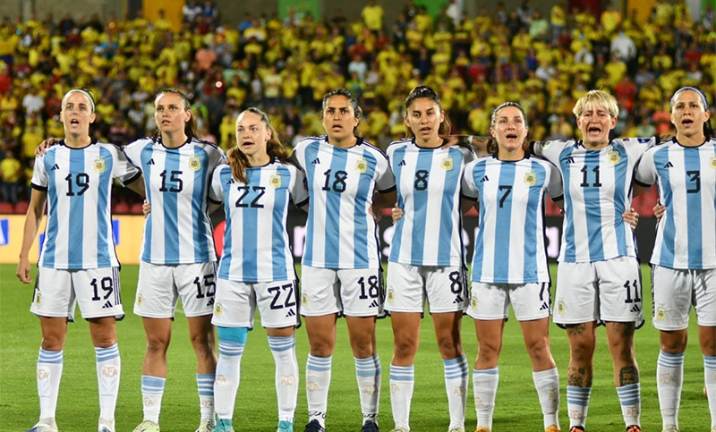 Argentina se juega ante Paraguay la última chance de clasificar al Mundial