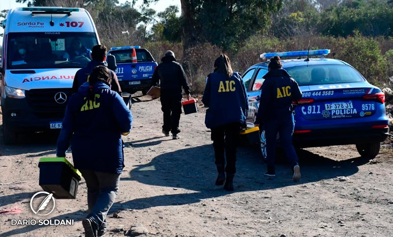 Encontraron los cuerpos de dos mujeres en un descampado de Pérez