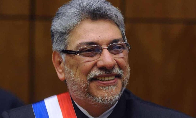 Fernando Lugo sufrió un ACV y está internado en terapia intensiva
