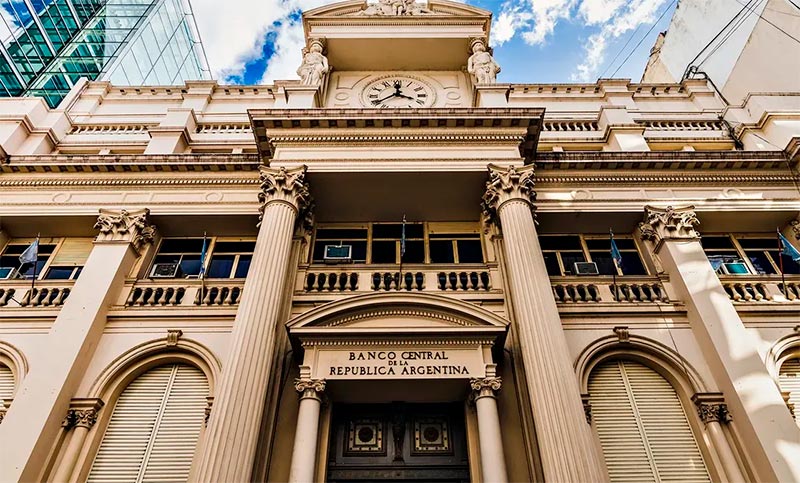 El Central cerró la jornada con compras por US$ 6 millones y suma diez ruedas con saldo positivo