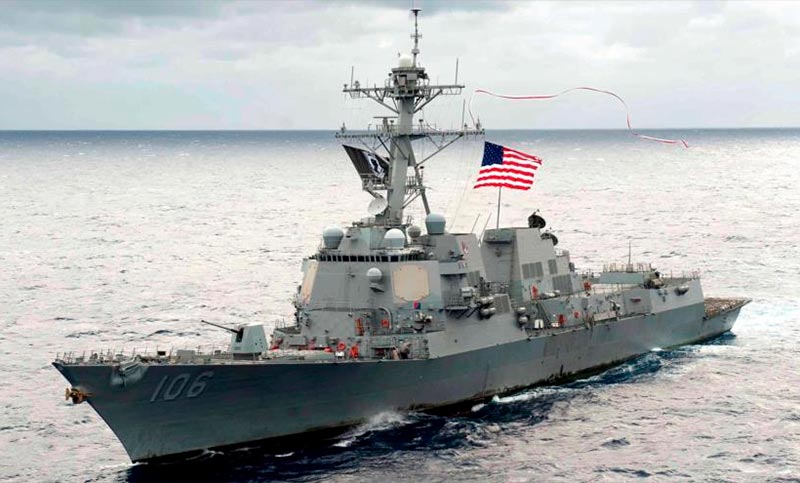 China en alerta: dos buques de guerra estadounidenses circulan por el estrecho de Taiwán