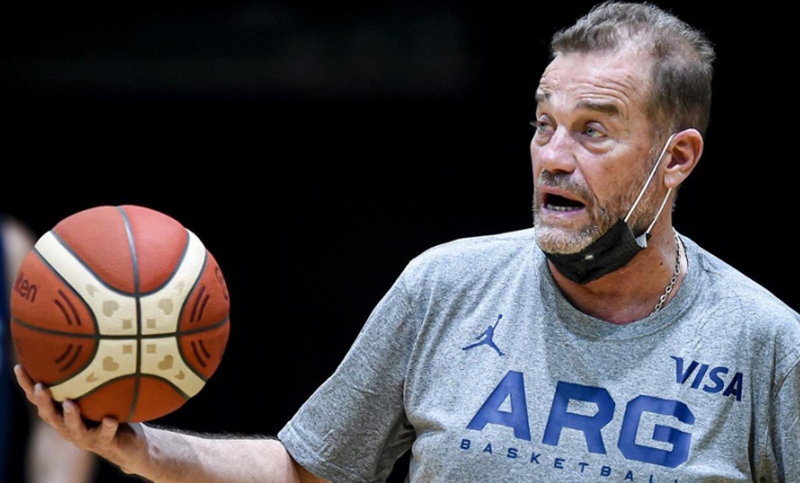 Néstor García dejó de ser el director técnico de la Selección de Básquet
