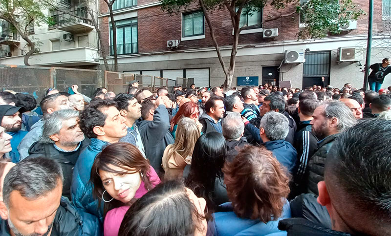 Fuerte apoyo a Cristina con actos en todo el país y en Recoleta, donde reprimió la policía porteña
