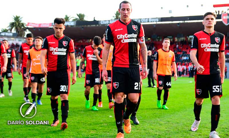 Ni el golazo de Pablo Pérez salvó a Newell’s de sus desatenciones