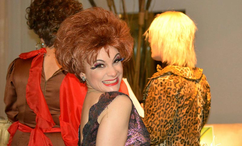 La Noche con Grace: Silvina Santandrea, humor desde el Café Concert
