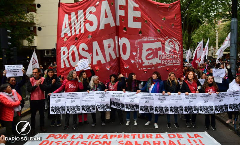 Paritaria Amsafe: el Gobierno reintegrará los descuentos si se recuperan los días de paro