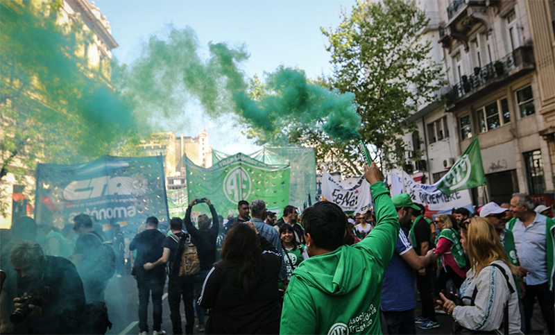 Paro nacional de ATE: el gremio presiona para que 30.000 contratados pasen a planta permanente