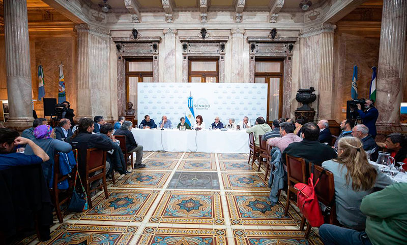 Cristina Kirchner: «Estoy viva por Dios y la Virgen»