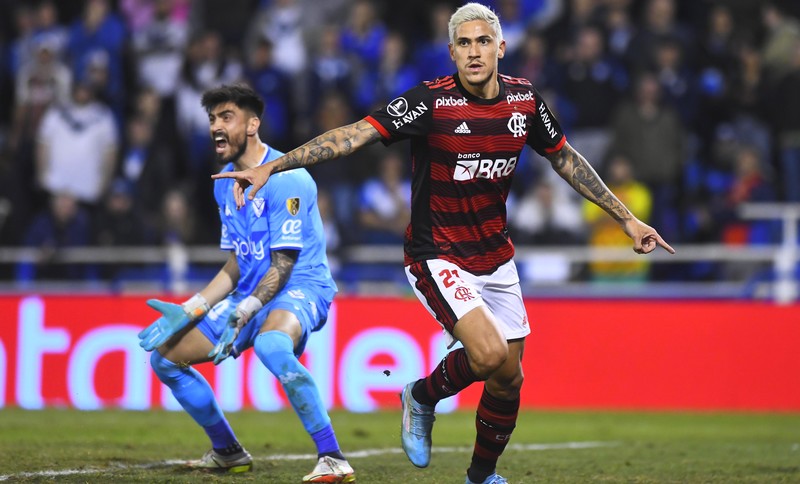 Vélez la pasó mal con Flamengo, cayó por goleada y se complica en la Libertadores
