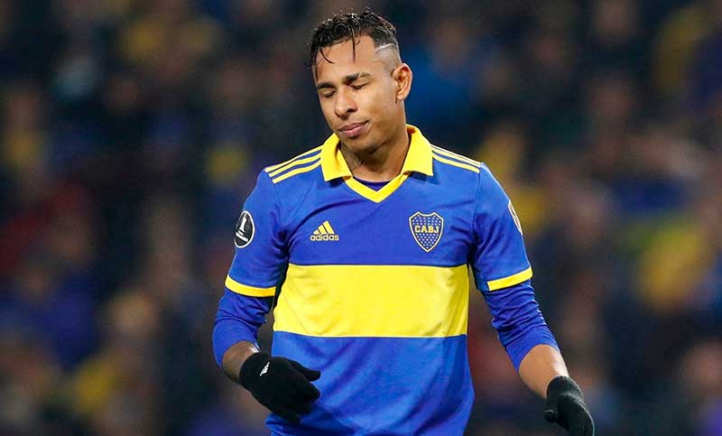 El colombiano Villa fue operado y se pierde el Súperclásico