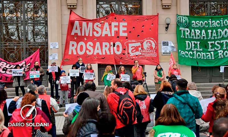 Los docentes de escuelas públicas realizan un paro de 72 horas esta semana