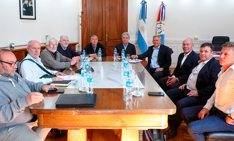 El Gobierno provincial ofreció un 39% de aumento salarial para estatales y docentes