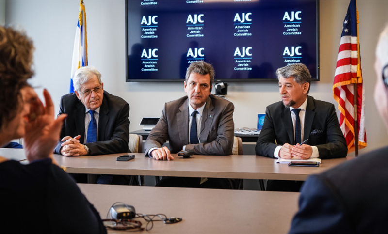Massa se reúne con empresarios petroleros en Houston