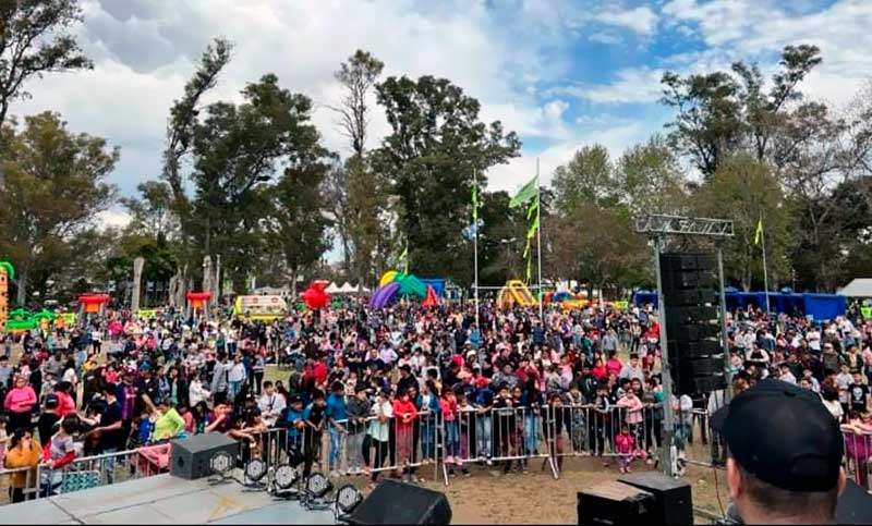 La seccional Rosario de la Uocra organizó una multitudinaria celebración por el Día de la Niñez