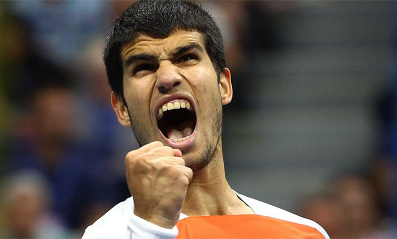 Carlos Alcaraz se convirtió en el número 1 más joven de la historia del tenis