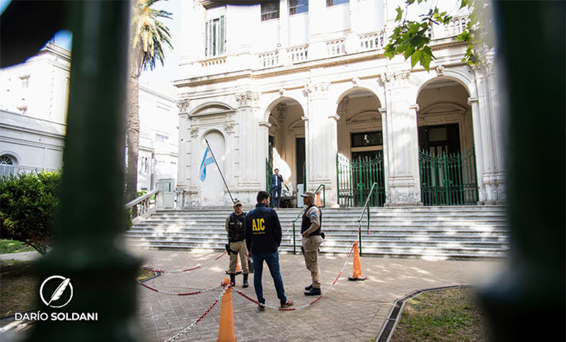 Corach, sobre el ataque a Tribunales: «Cuando la Justicia ordena ...