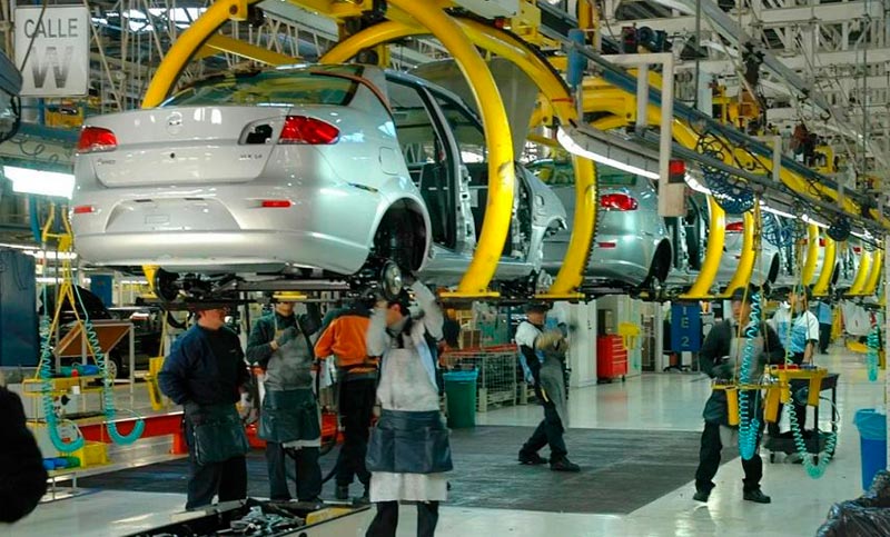 Siete de cada diez industrias tiene dificultades para conseguir insumos importados