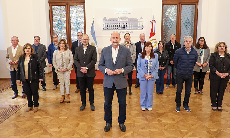 Perotti y sus ministros, tras el ataque a Cristina: «La unidad es el único camino para que el odio no gane»